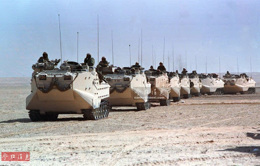  刘亚洲：中国的军改与美国的战争