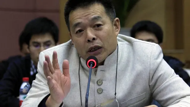  荣剑：“诊断”胡鞍钢