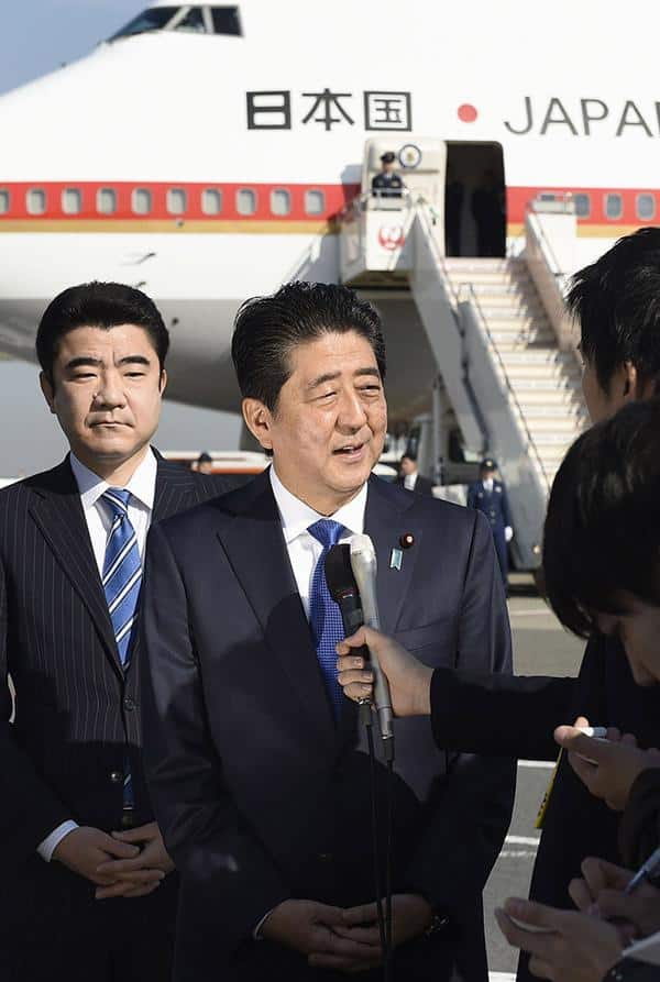  安倍成首个见特朗普外国领导人，欲了解美国亚太战略如何变化