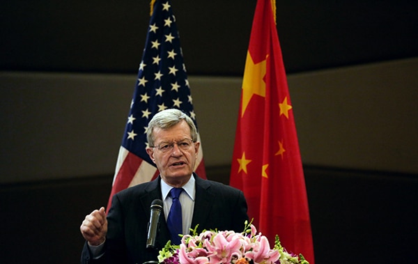  美卸任驻华大使谏言特朗普制定对华长期战略，批奥巴马太弱