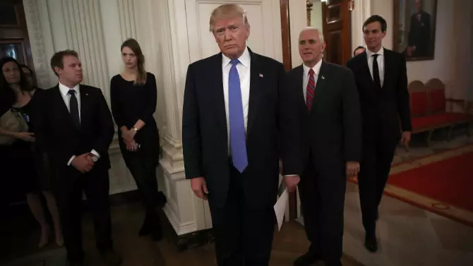  特朗普新政：回得去的“苹果”，找不回的“工作”