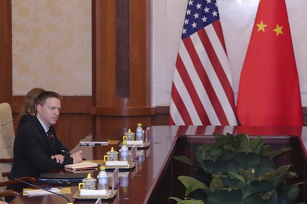  驻华记者出身的白宫高参将出席中美峰会