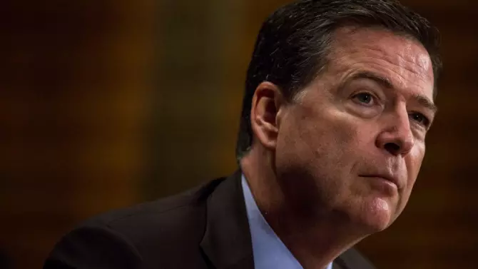  特朗普“终止”FBI局长科米的职务