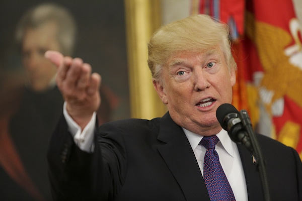  特朗普的市场信仰、美国的离场以及世界的自洽