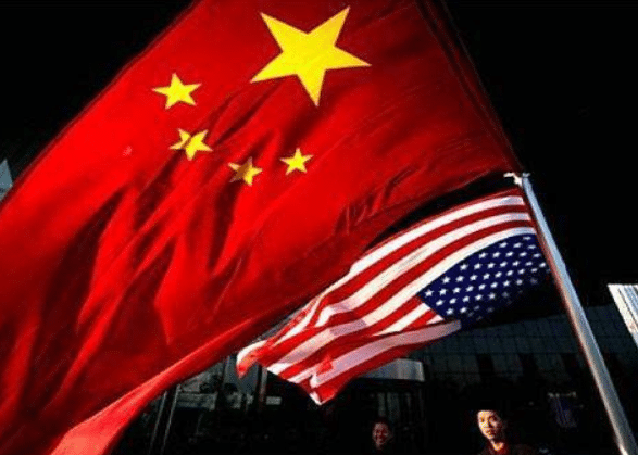  黄亚生：为什么美国不欢迎中国企业了？