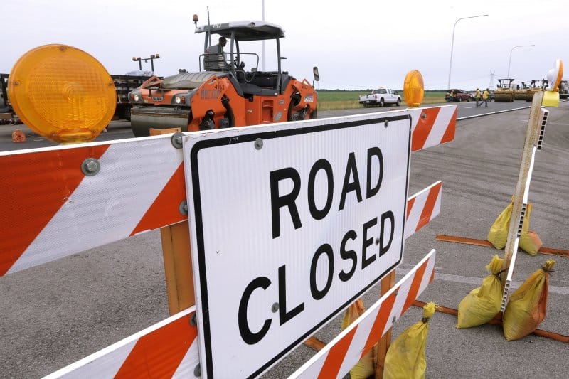  10年万亿美元搞重建，美国的基础设施真的比中国差很多？