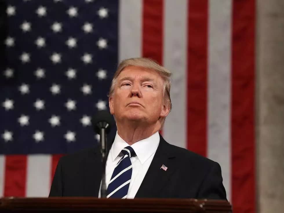  特朗普“全阵线”贸易战：盎格鲁-撒克逊白人主导的全球化正在终结