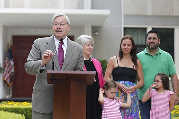  布兰斯塔德：良好领导人关系引领中美美好未来