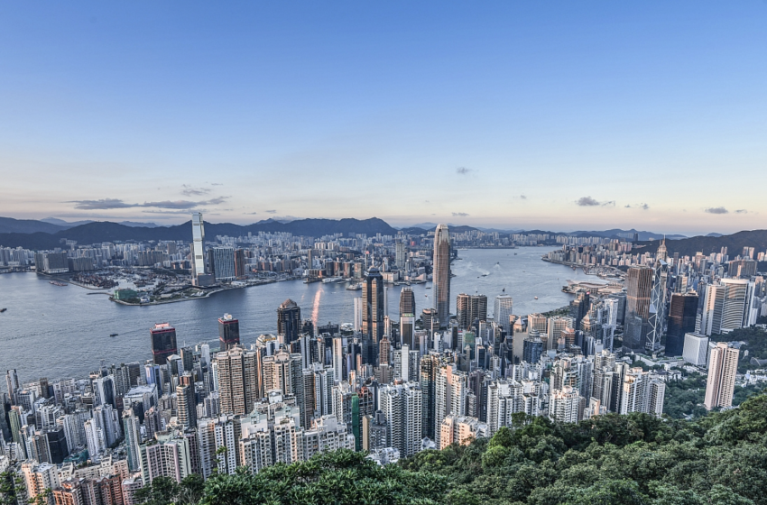  中华人民共和国香港特别行政区廿八载：”一国”扎根，”两制”花开