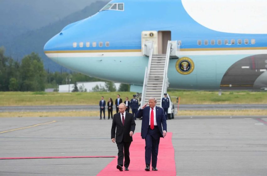  黄靖、贾庆国：结束俄乌冲突对中国整体更有利